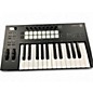 Used Novation Launchkey 25 Key MIDI Controller thumbnail