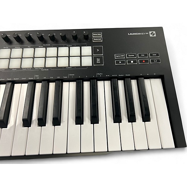 Used Novation Launchkey 25 Key MIDI Controller