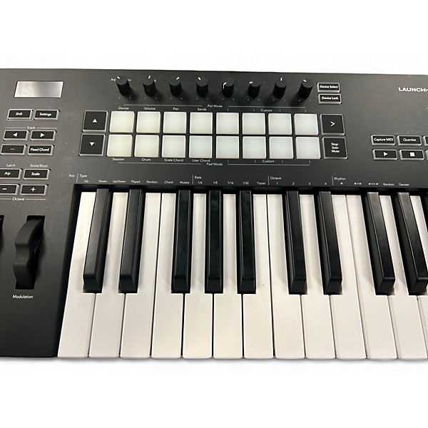 Used Novation Launchkey 25 Key MIDI Controller