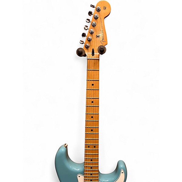 Used Fender Player Stratocaster HSS AQUATONE Solid Body Electric Guitar