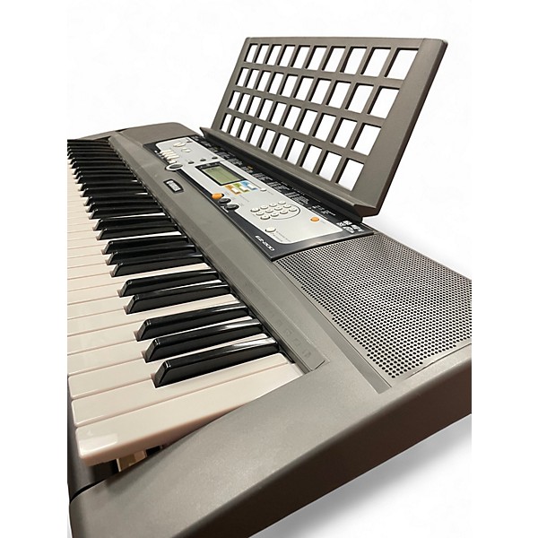 Used Yamaha EZ200 Portable Keyboard