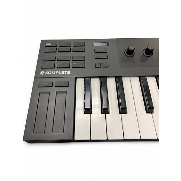 Used Native Instruments Komplete Kontrol M32 MIDI Controller