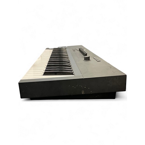 Used Native Instruments Komplete Kontrol A49 MIDI Controller