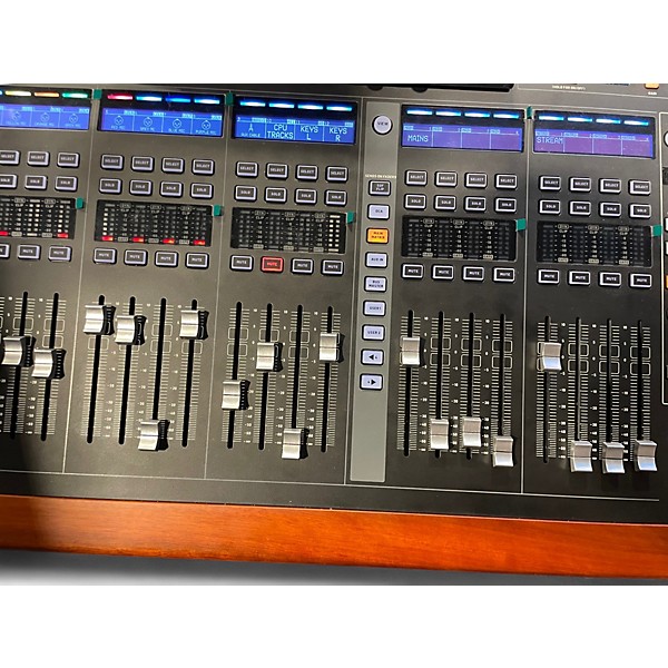 Used Behringer WING Powered Mixer