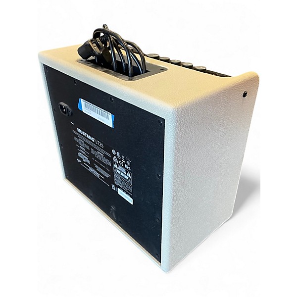 Used Fender mustang lt25 ivory Guitar Combo Amp