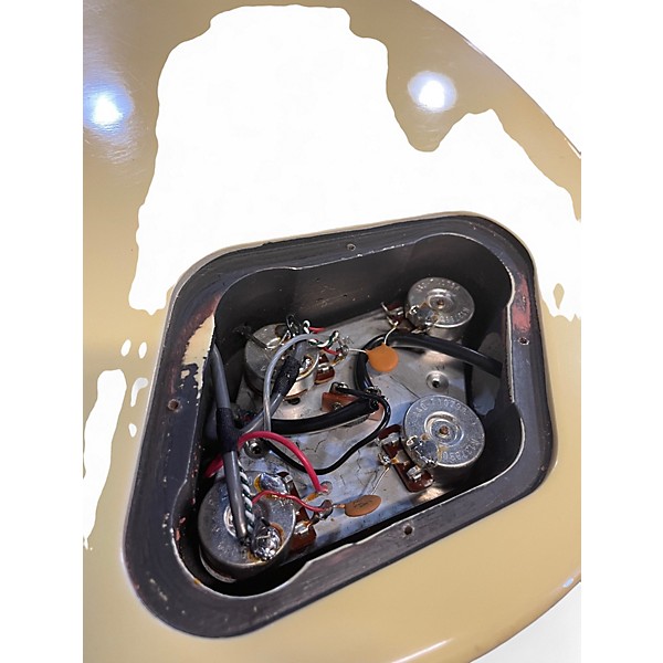 Vintage 1989 Gibson Les Paul Studio White Solid Body Electric Guitar