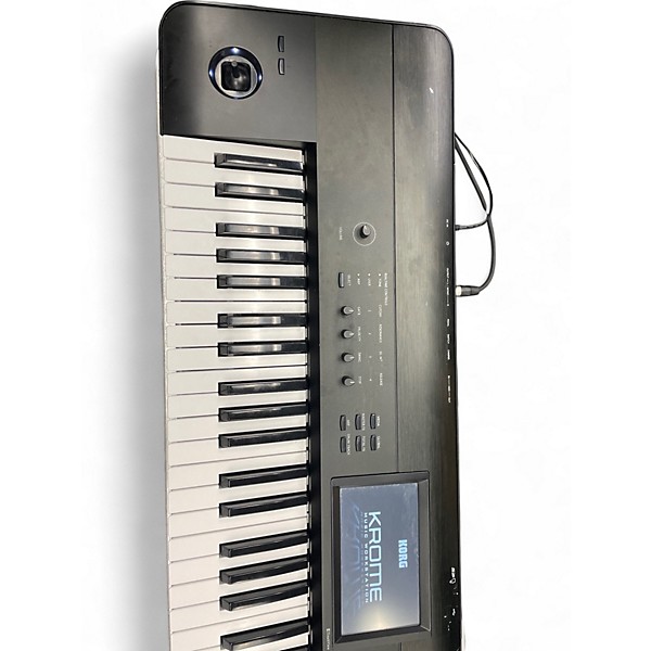 Used KORG Krome 73 Key Keyboard Workstation