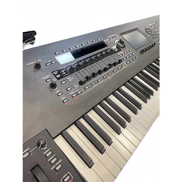 Used Yamaha MONTAGE M8X 88KEY Keyboard Workstation