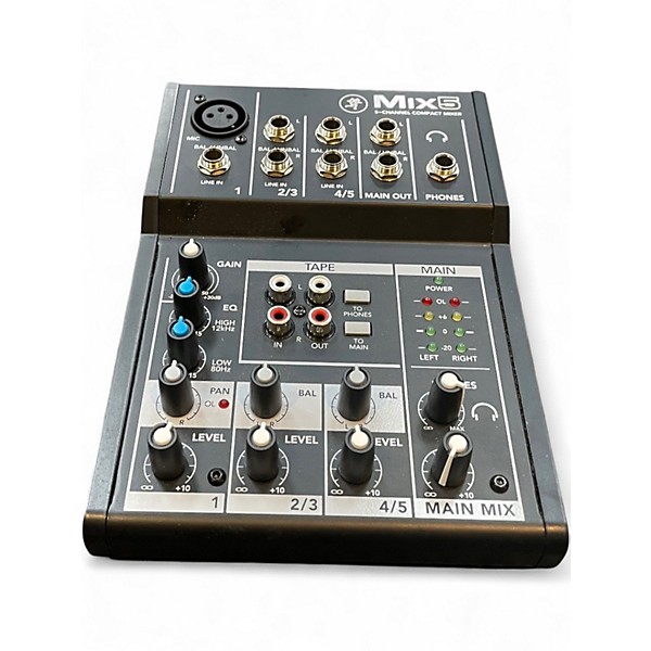 Used Mackie mix 5 Unpowered Mixer