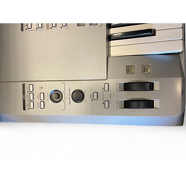 Used Yamaha Tyros 5 76 Key Arranger Keyboard