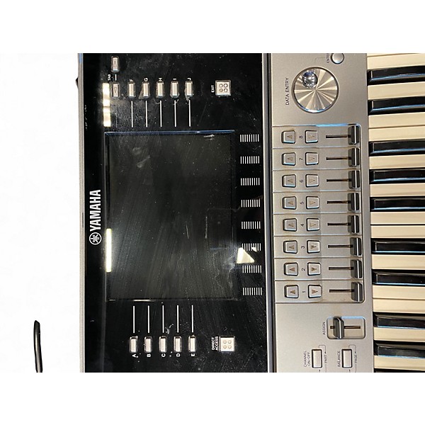 Used Yamaha Tyros 5 76 Key Arranger Keyboard