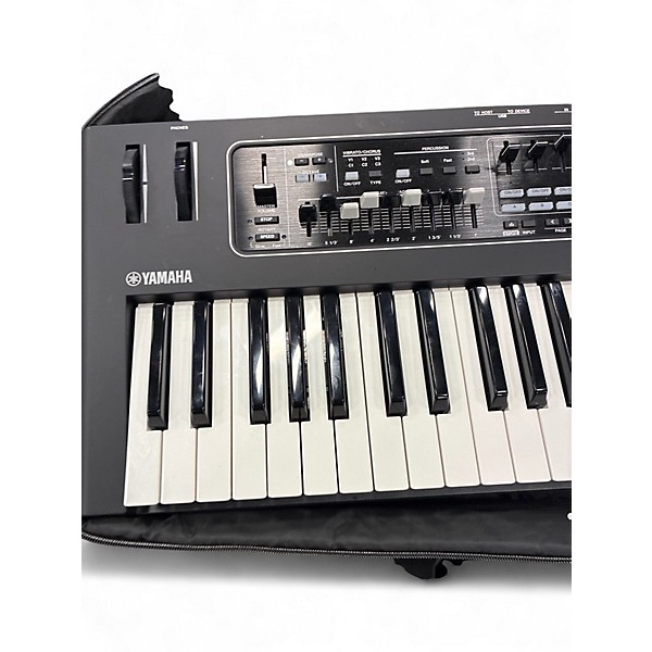 Used Yamaha CK 61 Arranger Keyboard