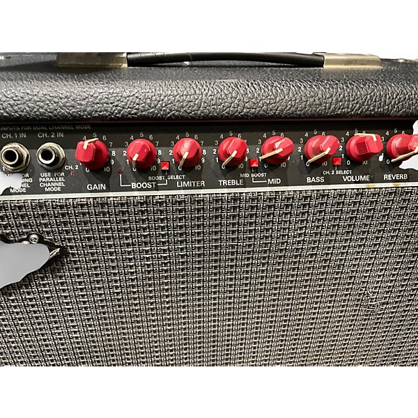 Used Fender DELUXE 85 Guitar Combo Amp