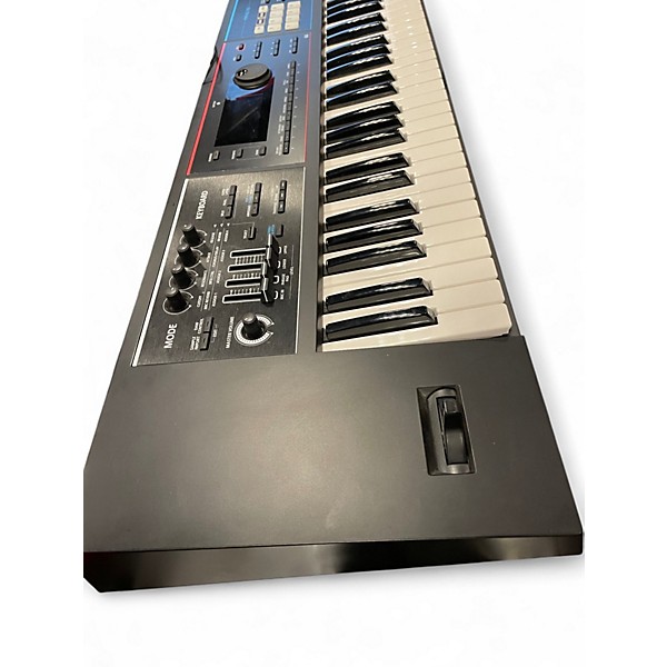 Used Roland JUNO DS61 Synthesizer