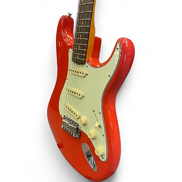 Used Fender AMERICAN VINTAGE II 1961 STRATOCASTER Fiesta Red Solid Body Electric Guitar