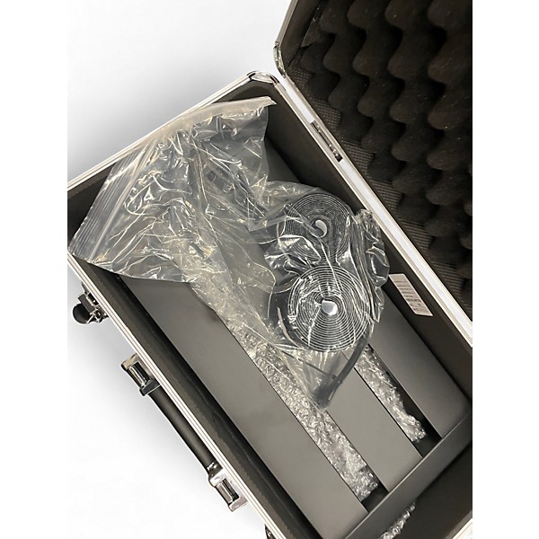 Used Pedaltrain Metro 16 Pedal Board