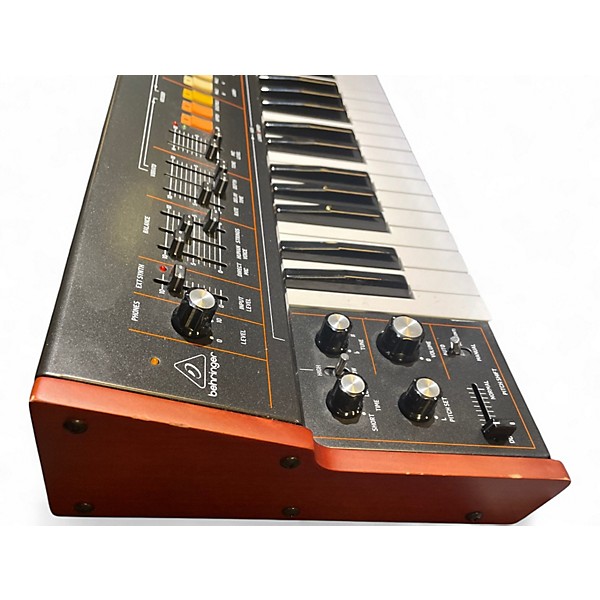 Used Behringer Vocoder VC340 Synthesizer