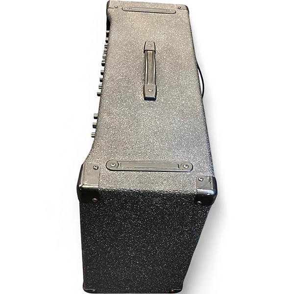 Used Peavey CLASSIC CHORUS 212 Guitar Combo Amp