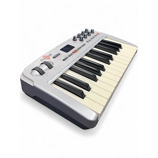 Used M-Audio Oxygen 8 V2 25 Key MIDI Controller