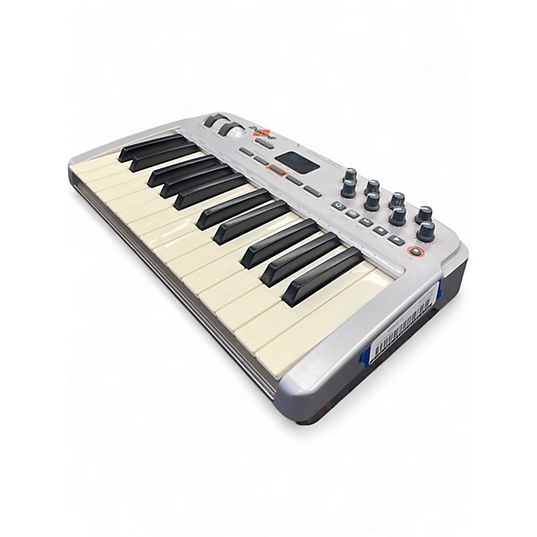 Used M-Audio Oxygen 8 V2 25 Key MIDI Controller