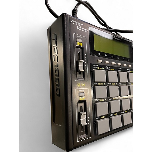 Used Akai Professional mpc 1000 MultiTrack Recorder