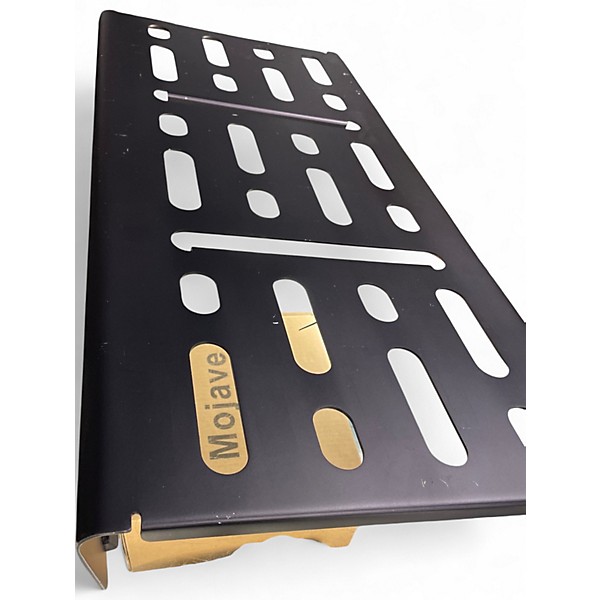 Used MONO LARGE PRO Pedal Board