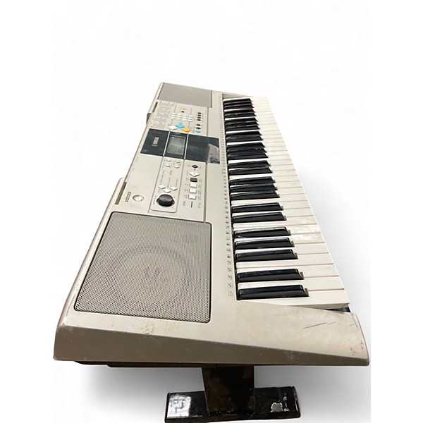 Used Yamaha YPT320 Portable Keyboard