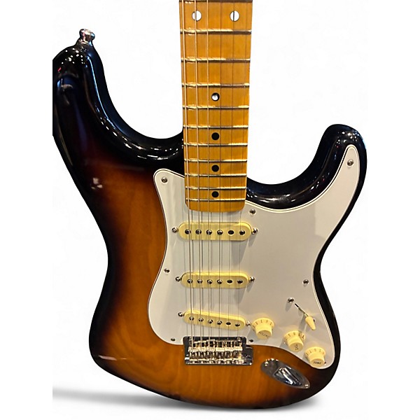 Used Fender Vintage Hot Rod '50s Stratocaster 2 Color Sunburst Solid Body Electric Guitar