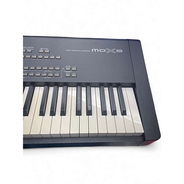 Used Yamaha MOX8 88 Key Keyboard Workstation