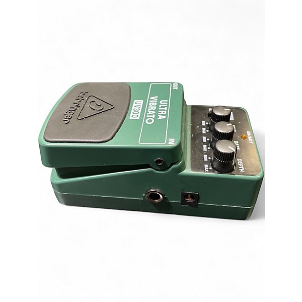 Used Behringer UV300 Ultra Vibrato Effect Pedal