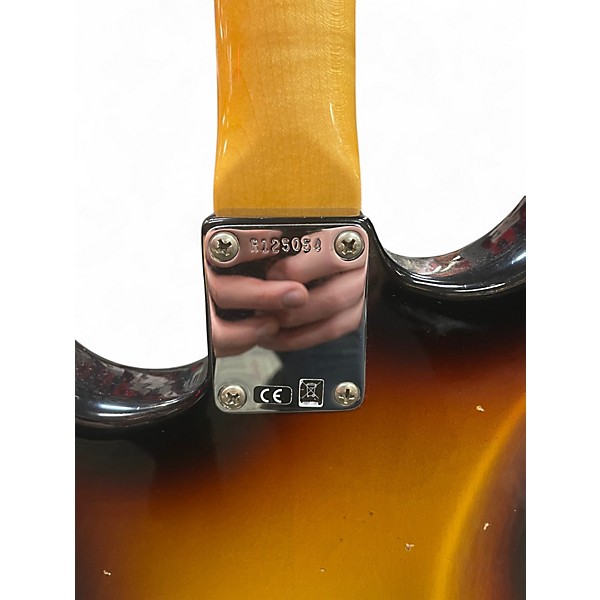 Used Fender 1962 Journeyman Relic Stratocaster 3 Tone Sunburst Solid Body Electric Guitar