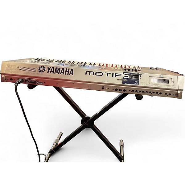 Used Yamaha Motif 6 61 Key Keyboard Workstation