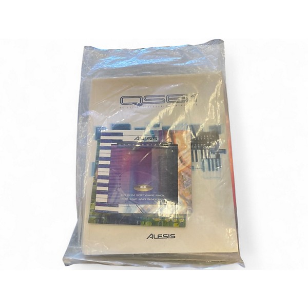 Used Alesis qs6.1 Synthesizer