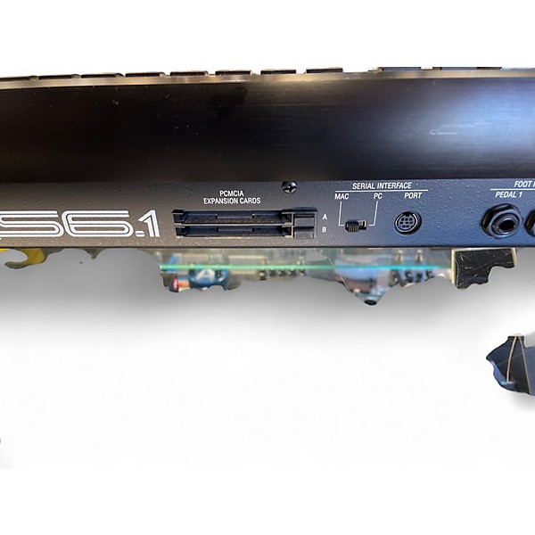 Used Alesis qs6.1 Synthesizer