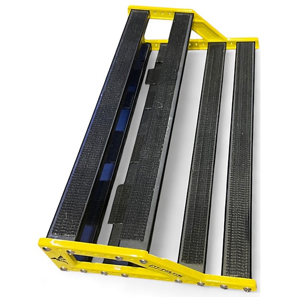 Used NUX Bumblebee Medium Pedal Board