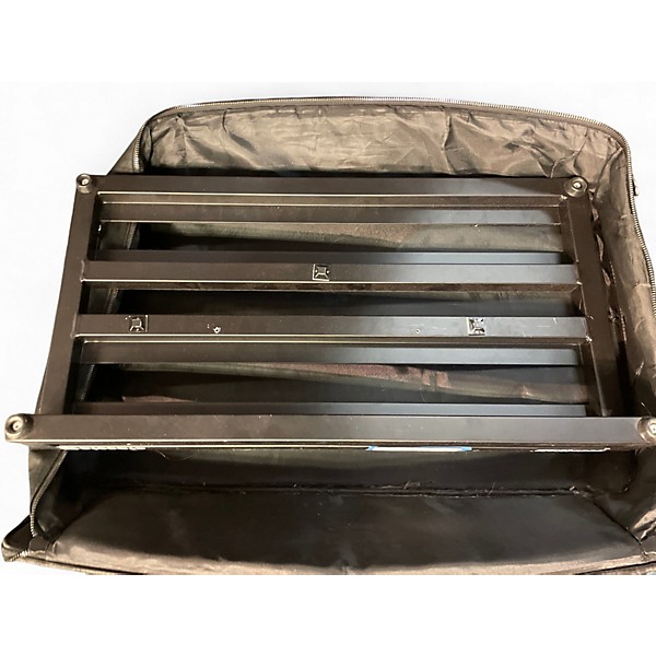 Used Pedal Train CLASSIC 2 Pedal Board