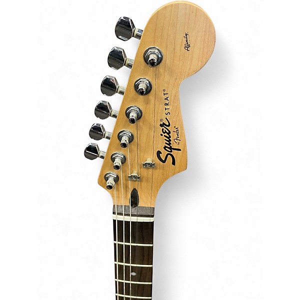 Used 2009 Squier Affinity Stratocaster Black Solid Body Electric Guitar