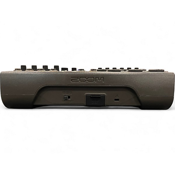 Used Zoom LiveTrak L-8 Unpowered Mixer