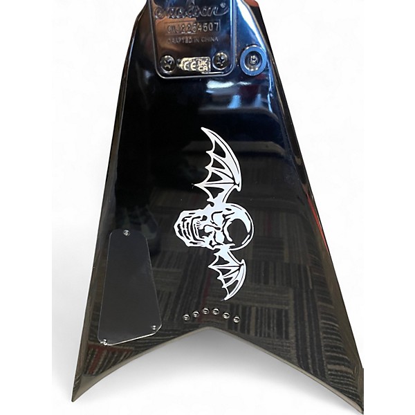 Used 2022 Jackson JS32T King V Black Solid Body Electric Guitar