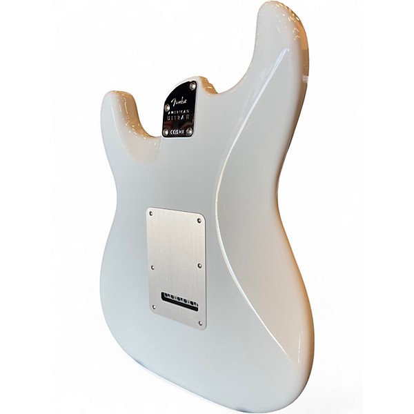 Used Fender American Ultra II Stratocaster Metallic Silver Solid Body Electric Guitar