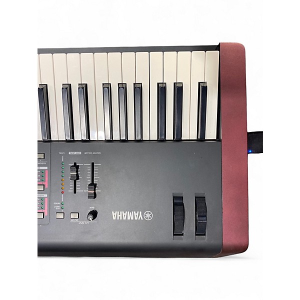 Used Yamaha MOXF8 88 Key Keyboard Workstation