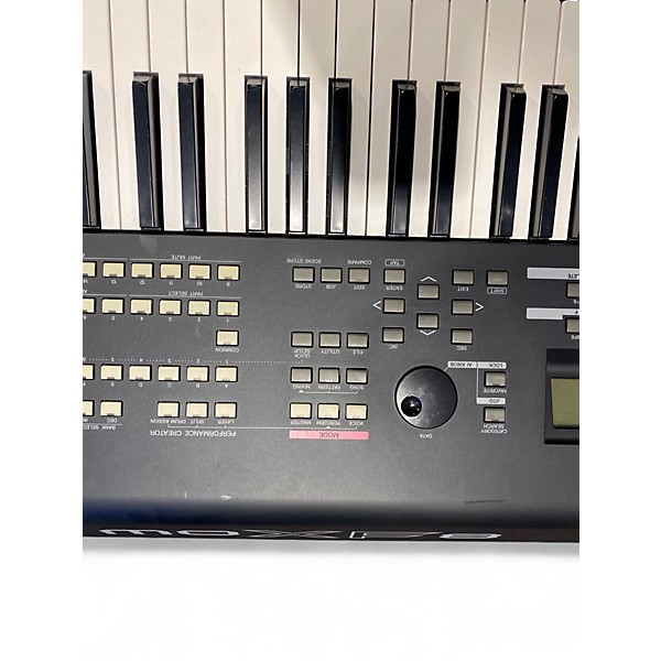 Used Yamaha MOXF8 88 Key Keyboard Workstation
