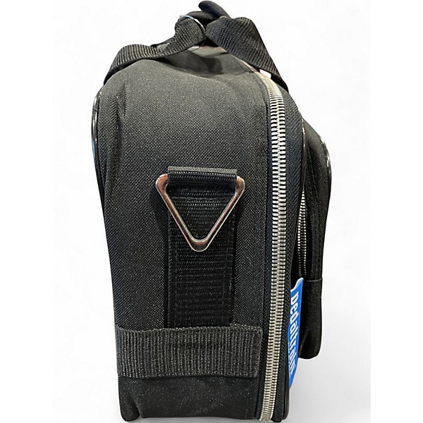 Used Pedaltrain metro 16 Pedal Board