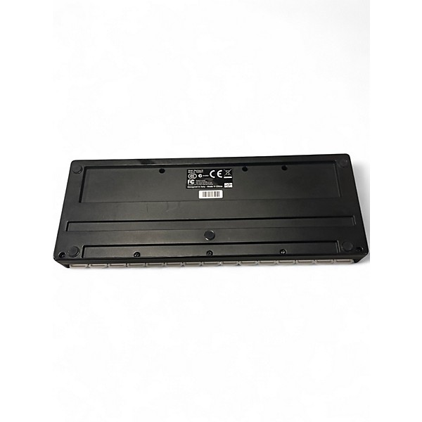 Used IK Multimedia iRig Keys 25 MIDI Controller