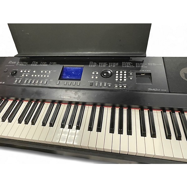 Used Yamaha DGX650 88 Key Portable Keyboard