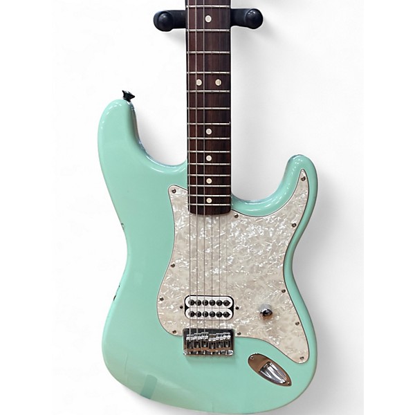 Used 2001 Fender Tom Delonge Signature Stratocaster Surf Green Solid Body Electric Guitar
