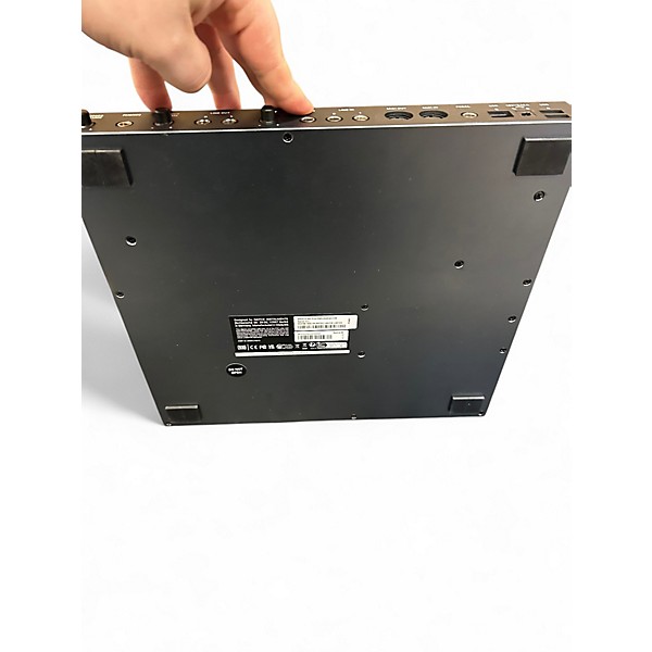 Used Native Instruments MASCHINE+ Standalone Groovebox and Sampler Production Controller