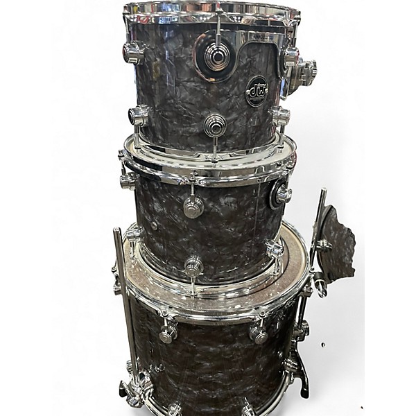 Used DW 4 Piece Performance Series Black Diamond Drum Kit