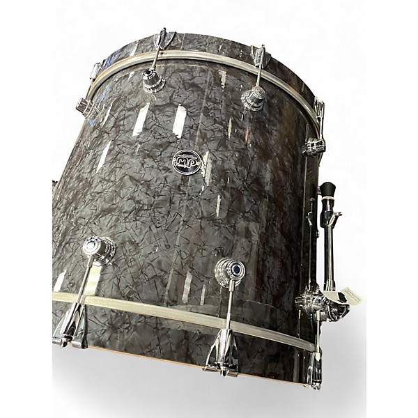 Used DW 4 Piece Performance Series Black Diamond Drum Kit