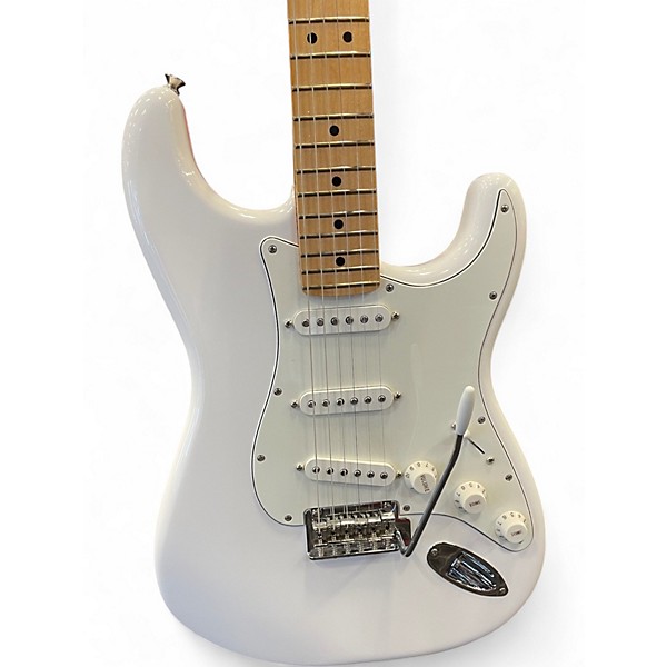 Used Fender Player Stratocaster Olympic White Solid Body Electric Guitar